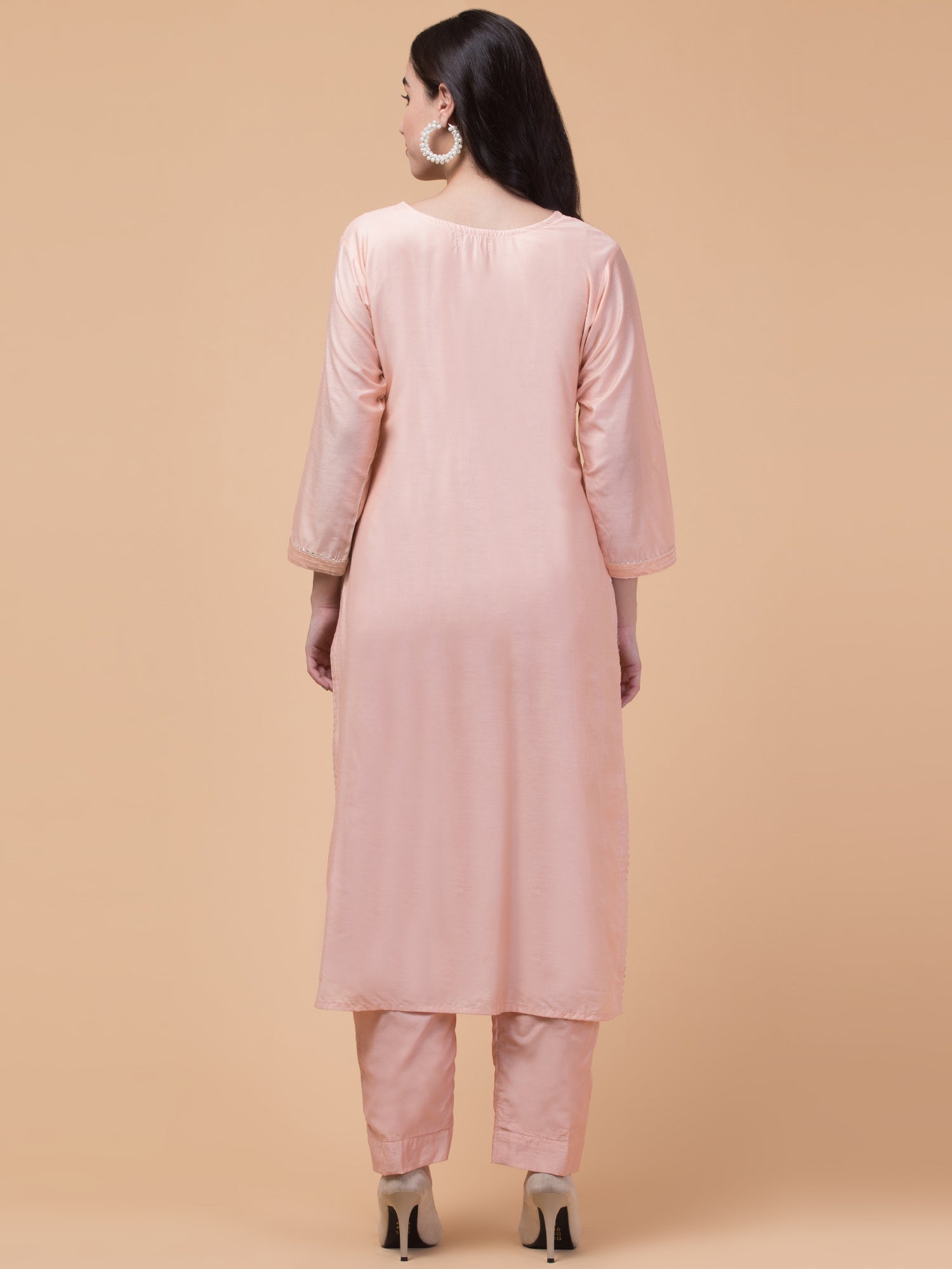Malana Merino Wome's Straigth Peach Salwar Suit with Dupatta