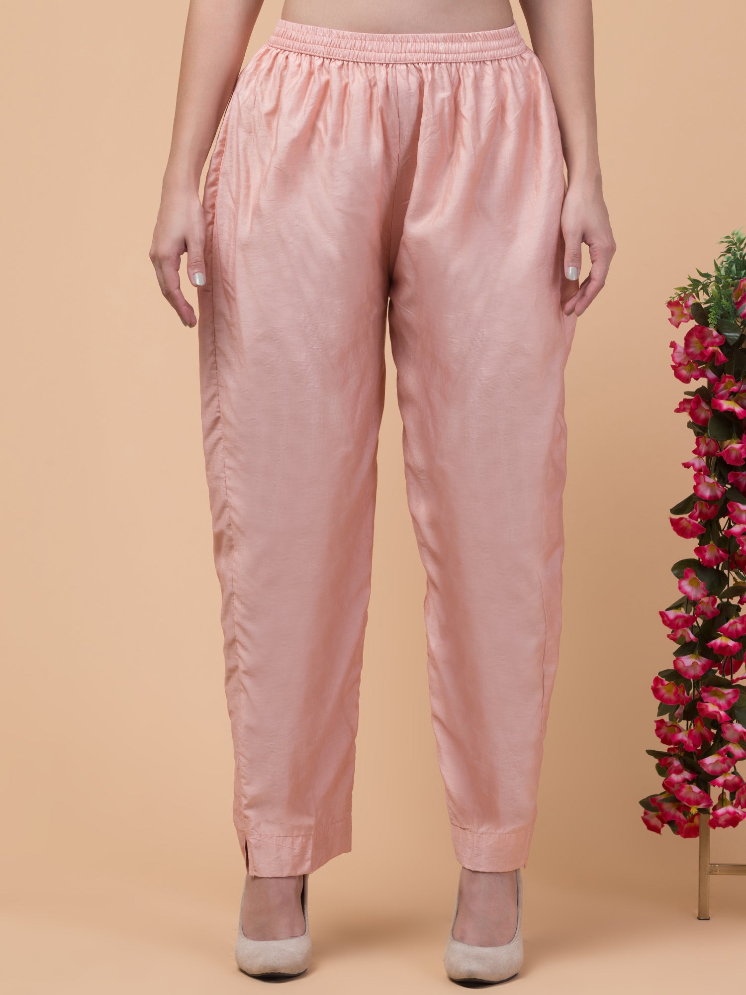 Malana Merino Wome's Straigth Peach Salwar Suit with Dupatta