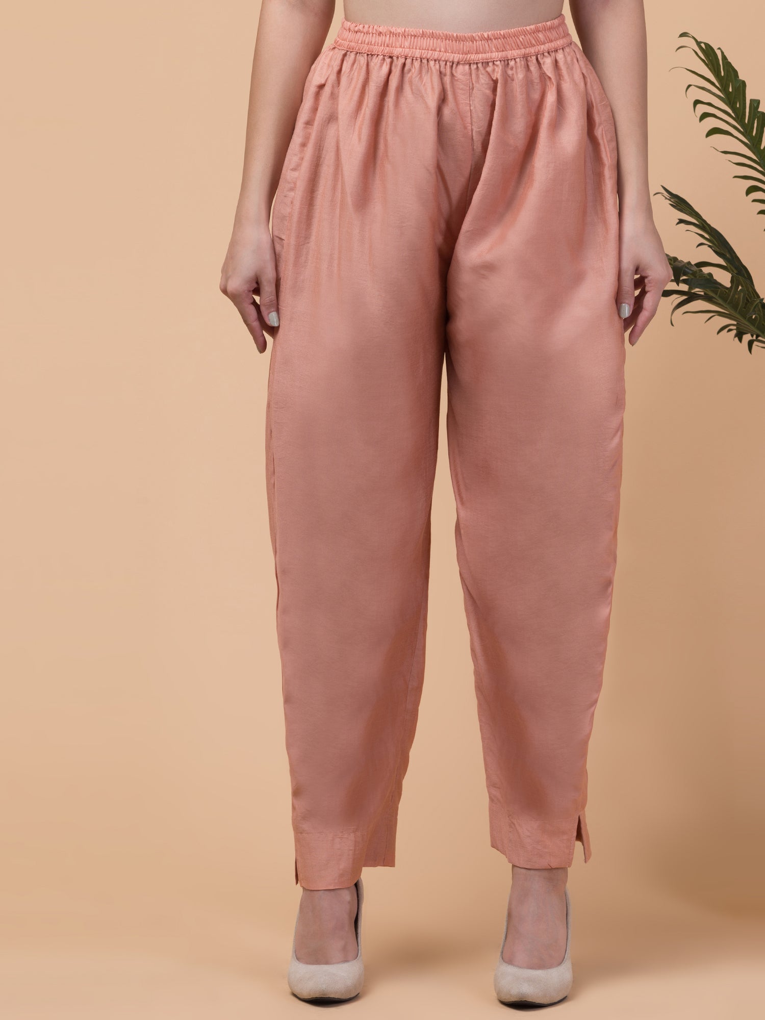 Malana Merino Women's Pakistani Peach Salwar Suit with Dupatta.