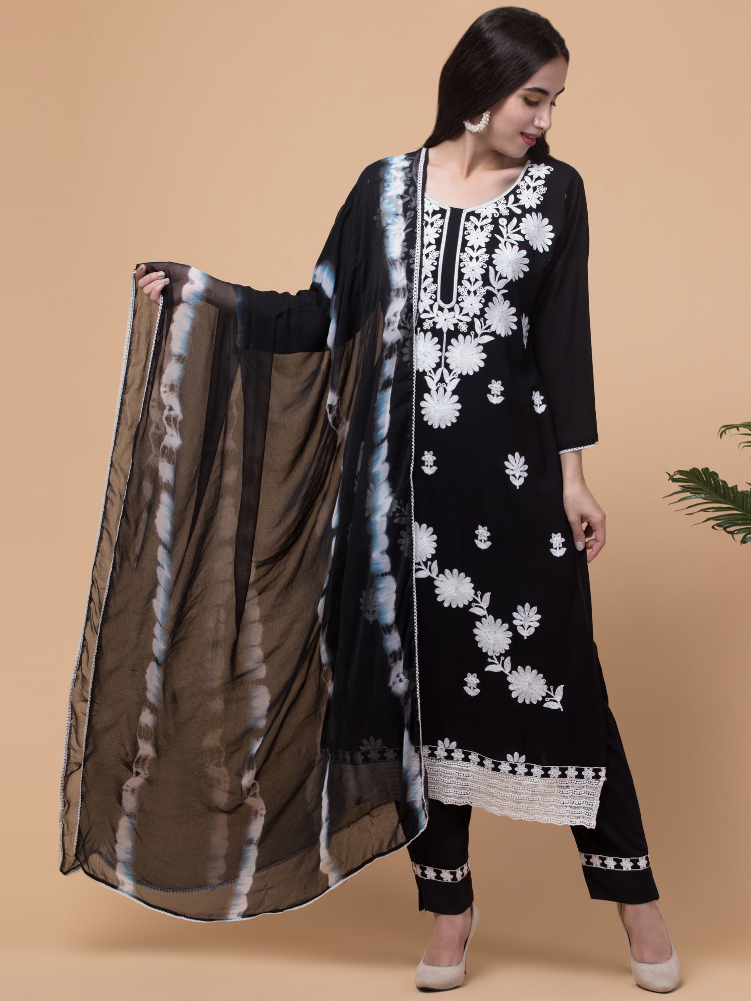 Malana Merino Lucknowi Salwar Suit Set (With Dupatta)